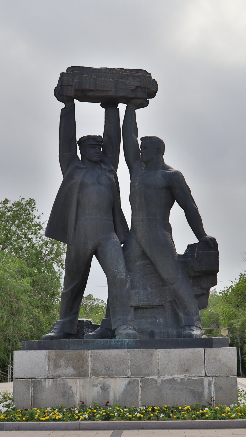 Монумент «Шахтёрская слава»